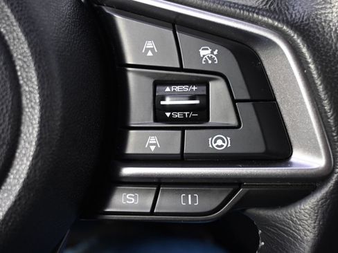 Used 2022 Subaru Forester Premium AWD/4WD image 35