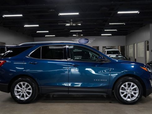 Used 2020 Chevrolet Equinox LT FWD image 6
