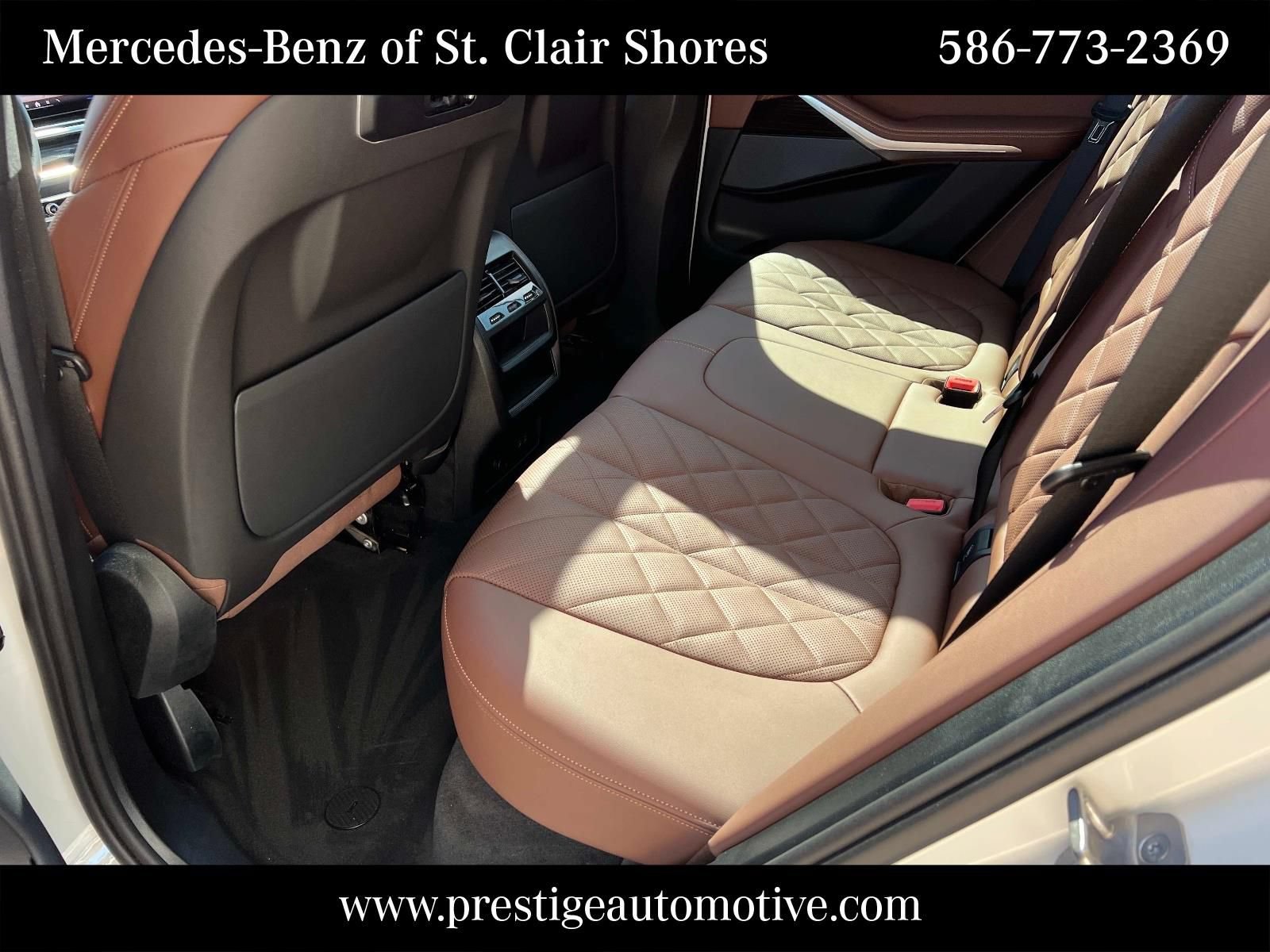 Used 2024 BMW X5 xDrive40i w/ Premium Package AWD/4WD image 15