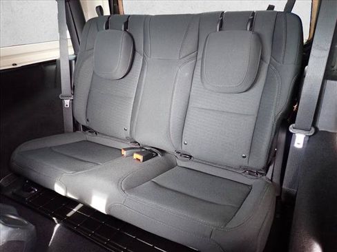 Used 2021 Jeep Wrangler Sport AWD/4WD image 10