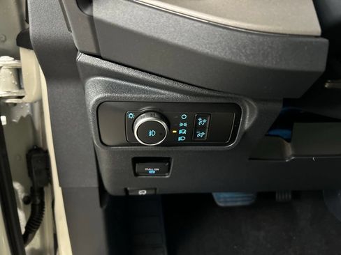 New 2026 Ford Bronco Outer Banks w/ Sasquatch Package AWD/4WD image 13