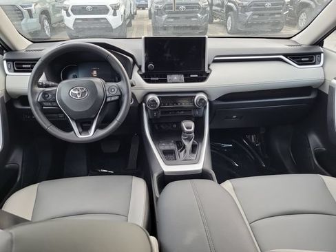 Used 2024 Toyota RAV4 XLE Premium FWD image 9