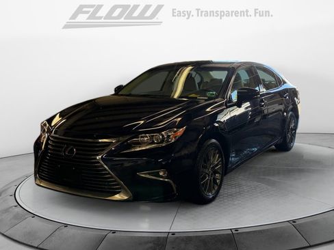 Used 2018 Lexus ES 350 w/ Premier Package FWD image 4