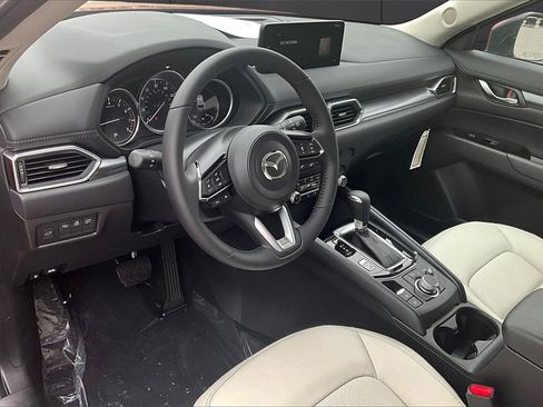 New 2025 MAZDA CX-5 AWD 2.5 S w/ Preferred Package image 6