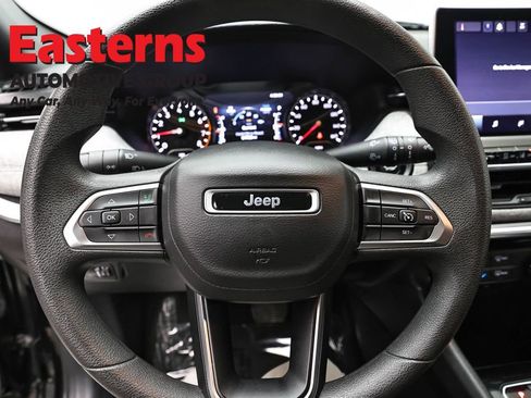 Used 2023 Jeep Compass Sport AWD/4WD image 10