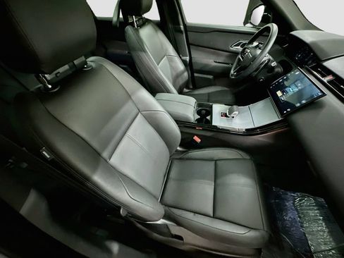 Certified 2025 Land Rover Range Rover Velar S AWD/4WD image 29