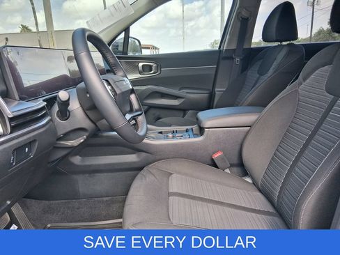 Used 2026 Kia Sorento LX FWD image 13
