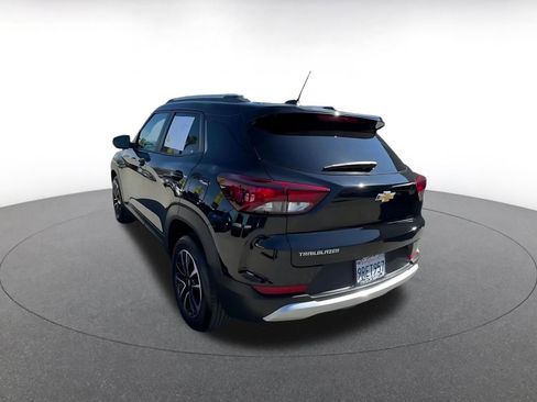 Used 2025 Chevrolet TrailBlazer LT image 11