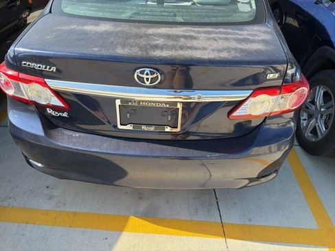 Used 2013 Toyota Corolla LE w/ Premium Pkg FWD image 6