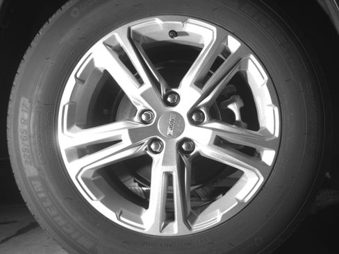 Used 2024 GMC Terrain SLE image 20