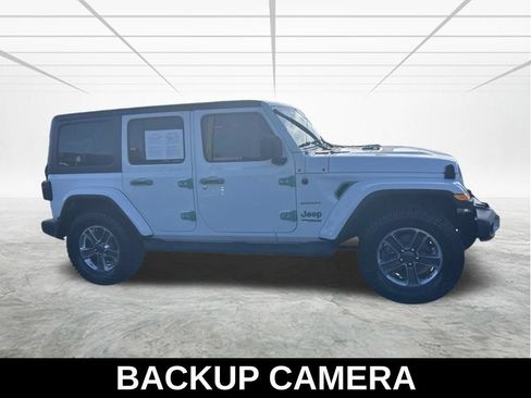 Used 2021 Jeep Wrangler Unlimited Sahara w/ Safety Group AWD/4WD image 4