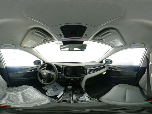 New 2026 Toyota Camry LE image 33