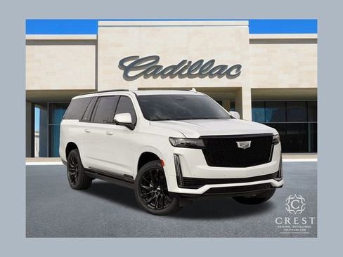 Used 2022 Cadillac Escalade ESV Sport Platinum w/ LPO, ONYX Package image 1
