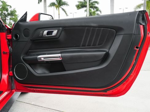 Used 2020 Ford Mustang Premium image 37