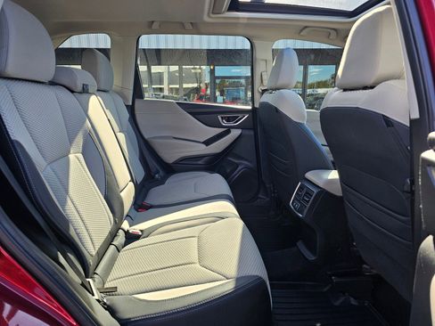 Used 2021 Subaru Forester Premium w/ Popular Package #1 image 16