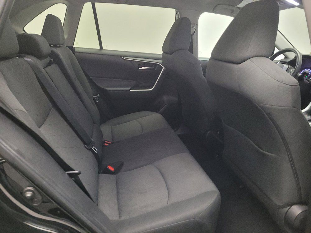 Used 2022 Toyota RAV4 XLE FWD image 19