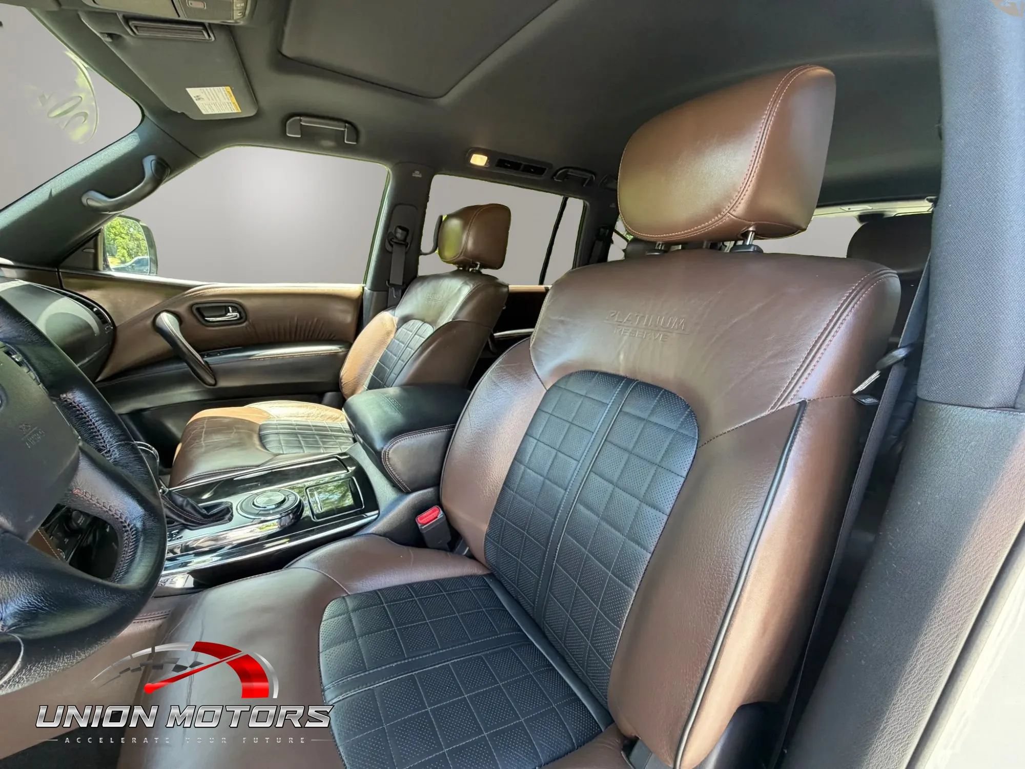 Used 2020 Nissan Armada Platinum w/ Platinum Reserve Package RWD image 17