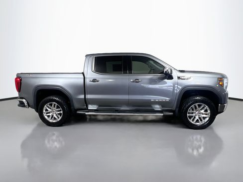 Used 2022 GMC Sierra 1500 SLT w/ SLT Premium Plus Package AWD/4WD image 3