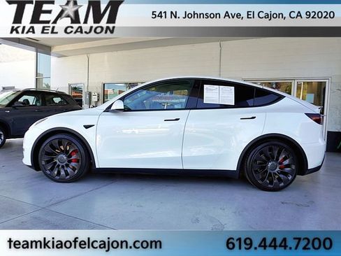 Used 2022 Tesla Model Y Performance image 6