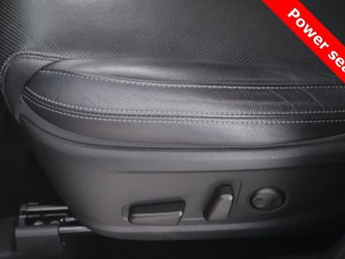 Used 2020 Hyundai Santa Fe SEL w/ Convenience + Premium Package FWD image 19