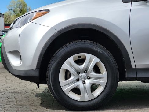 Used 2015 Toyota RAV4 LE image 13