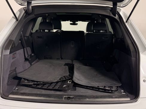 Used 2019 Audi Q7 3.0T Premium AWD/4WD image 18