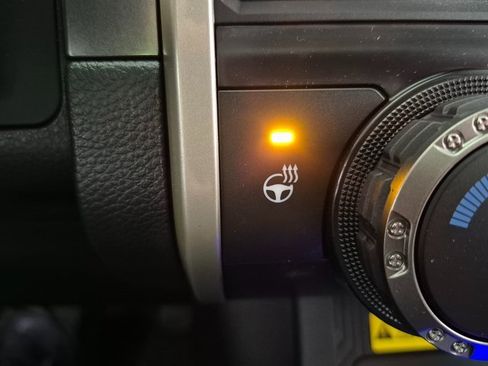 New 2025 Toyota Tacoma TRD Off-Road image 28