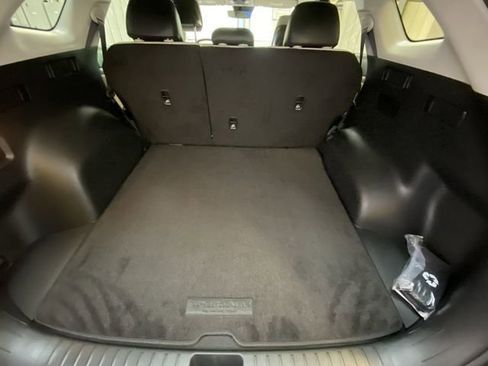 Used 2026 Kia Sportage EX FWD image 29