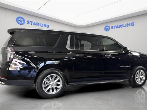 Certified 2025 Chevrolet Suburban Premier image 10