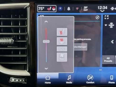 New 2026 Chrysler Pacifica Select w/ S Appearance Package FWD image 19