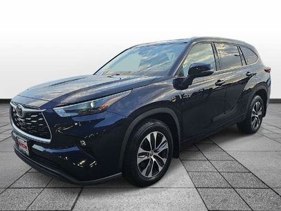 Used 2022 Toyota Highlander XLE