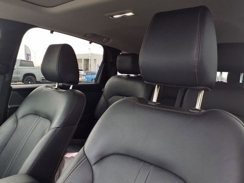 Used 2025 MAZDA CX-90 3.3 Turbo w/ Preferred Package image 17