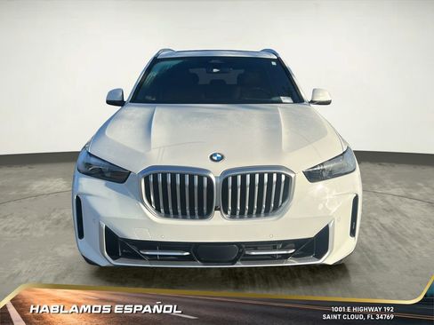 Used 2024 BMW X5 sDrive40i w/ Parking Assistance Package image 9