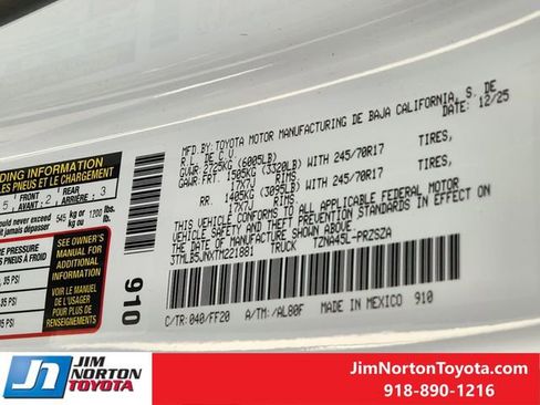 Used 2026 Toyota Tacoma SR5 image 33