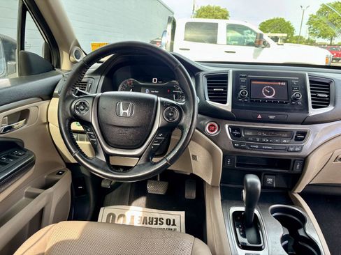 Used 2018 Honda Ridgeline RTL image 3