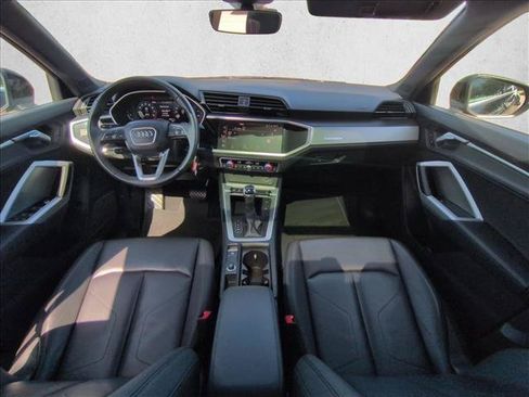 Used 2025 Audi Q3 2.0T Premium AWD/4WD image 17