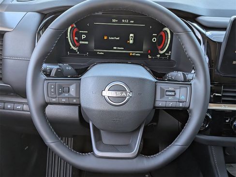 New 2026 Nissan Pathfinder SL image 10