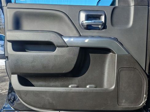 Used 2018 Chevrolet Silverado 1500 LT w/ All Star Edition image 19