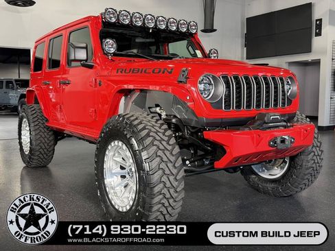 Used 2025 Jeep Wrangler Unlimited Rubicon AWD/4WD image 2