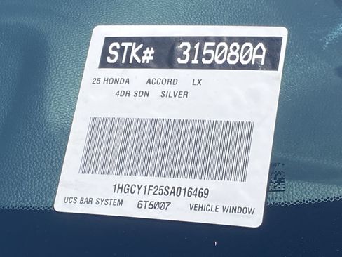 Certified 2025 Honda Accord LX image 30