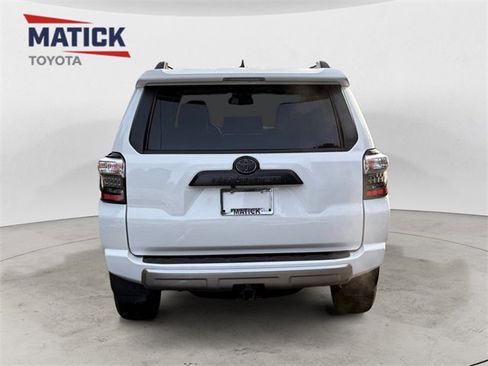 Used 2024 Toyota 4Runner TRD Off-Road Premium w/ Off Road Premium Plus Package image 6