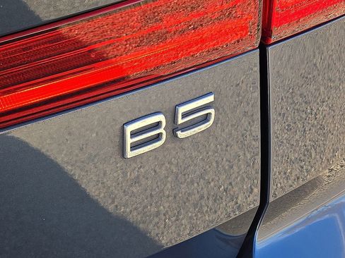 Certified 2023 Volvo XC60 B5 Plus w/ Protection Package Premier image 14