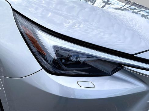 Certified 2026 Lexus TX 500h AWD w/ Technology Package image 26