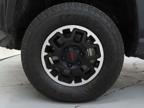 Used 2024 Toyota Tacoma TRD Off-Road AWD/4WD image 27