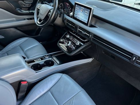 Used 2020 Lincoln Corsair Reserve image 15