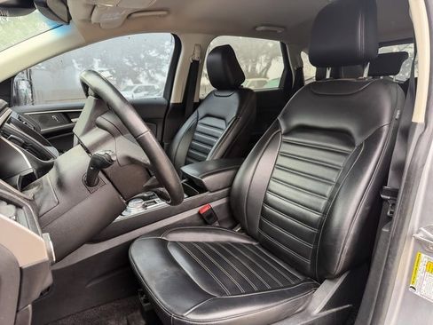 Used 2020 Ford Edge SEL w/ Convenience Package image 7