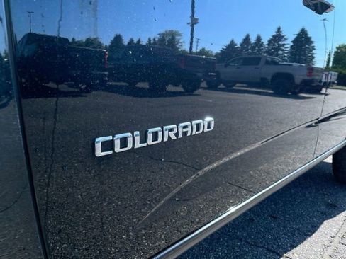 Used 2020 Chevrolet Colorado W/T w/ Custom Special Edition AWD/4WD image 29