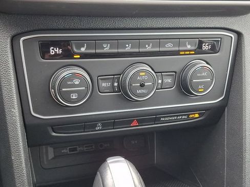 Used 2021 Volkswagen Atlas SE w/ Towing Package AWD/4WD image 15