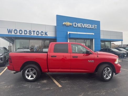 Used 2017 RAM 1500 Express w/ Express Value Package image 2