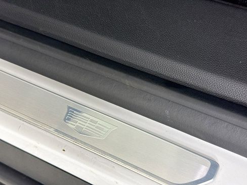 Used 2019 Cadillac XT4 Premium Luxury image 18